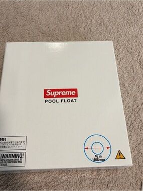 Supreme Fat Tip Pool Float Black/Green SS22 - Brand New